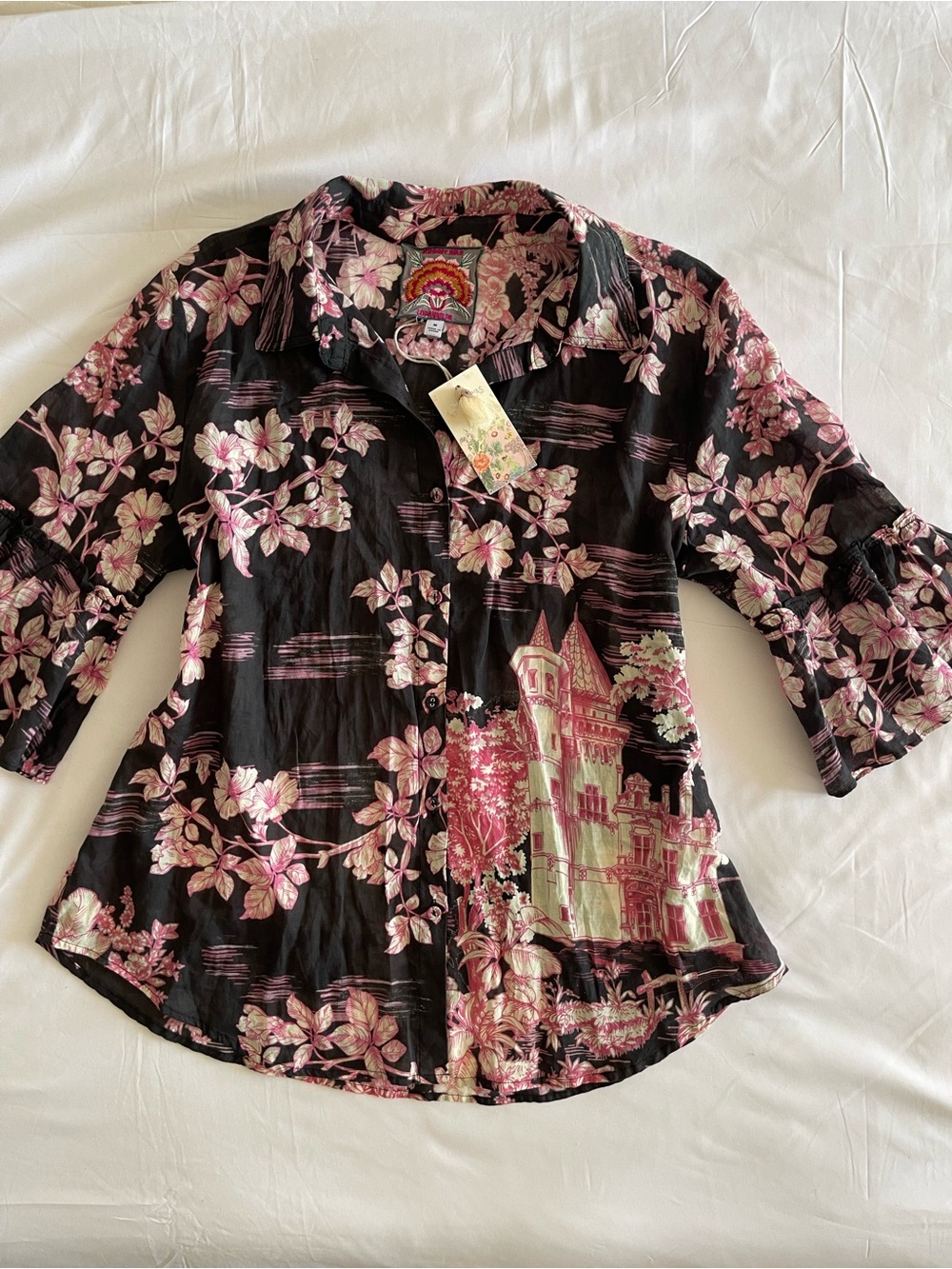Women’s Floral Castle-Print Button-Up Top - Black & Pink